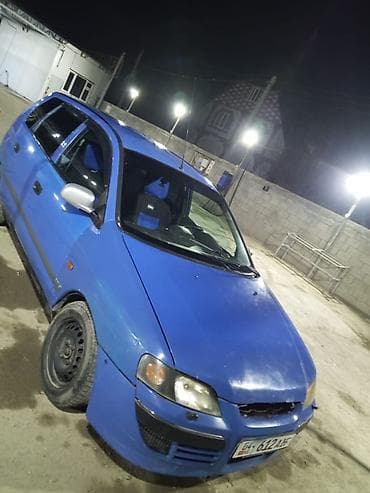 audi 4: Mitsubishi Space Star: 2000 г., 1.3 л, Ручные, Бензин, Хэтчбэк — 2