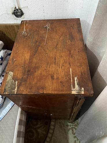 p 50: Швейная машина ПМЗ им. Калинина в тумбе. Продаю швейную машину — 2