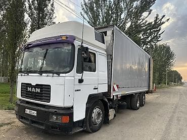 sprinter 315: Грузовой автомобиль MAN с фургонным кузовом Характеристики: - — 2