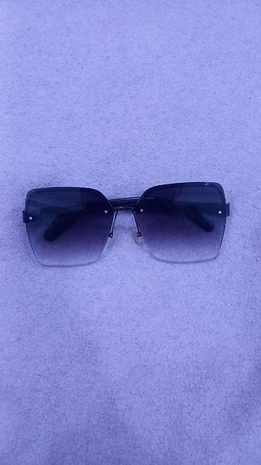 Аксессуарлар: Солнцезащитные очки с крупными квадратными линзами - Безободковый — 1