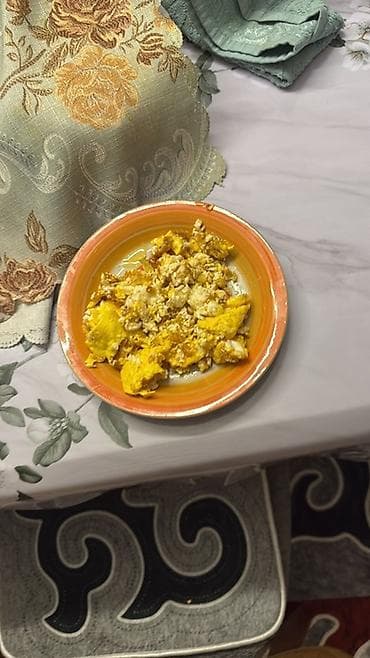 крышка для бутылок: Яичница-болтунья домашняя - Свежеприготовленная яичница-болтунья — 1