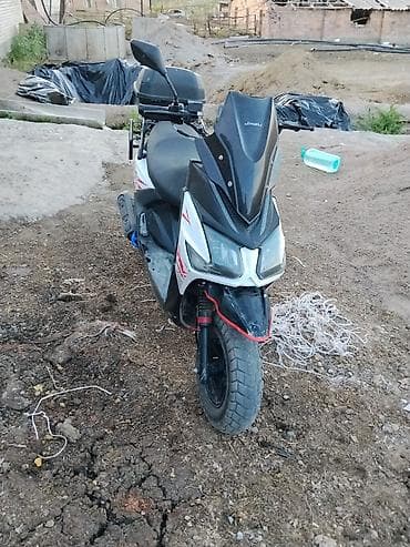 sc project: Скутер JINOU спортивного дизайна. Характеристики и особенности: - — 2
