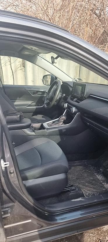 step: Toyota RAV4: 2021 г., 2.5 л, Автомат, Бензин, Кроссовер — 7