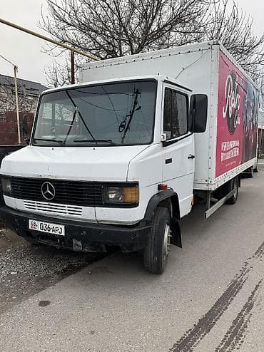 каробка w210: Легкий грузовик, Mercedes-Benz, 3 т — 1