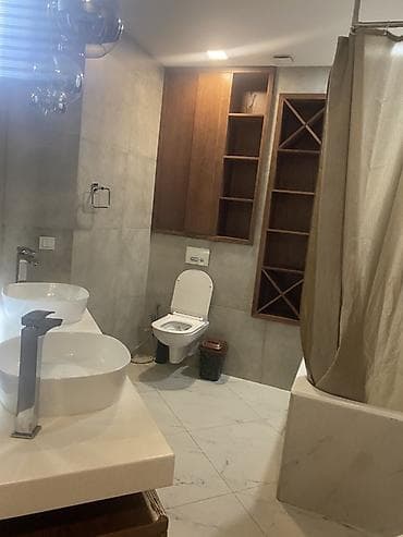 империал: 3 комнаты, 120 м², 12 этаж, Дизайнерский ремонт — 2
