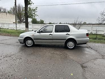 вампер сешка: Volkswagen Vento: 1994 г., 1.8 л, Ручные, Бензин, Седан — 6