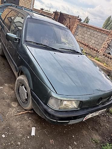 Volkswagen Passat: 1991 г., 1.8 л, Механика, Бензин, Универсал
