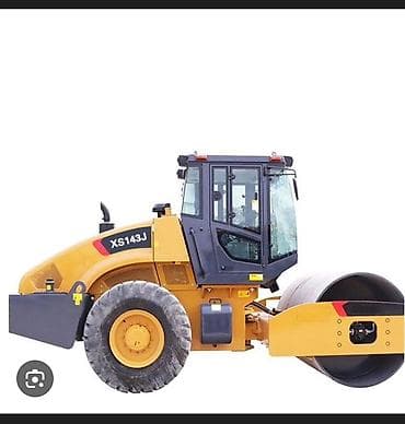 Дорожные виброкатки 1) Каток грунтовый XCMG XS143J (самоход услуги