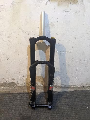 Продаю вилку Marzocchi bomber 66cr (38 ноги) 26-27,5 колесо 180mm