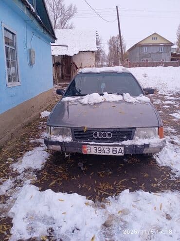 Audi 100: 1987 г., 1.8 л, Механика, Бензин, Седан
