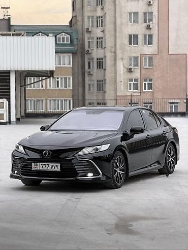 Toyota Camry: 2020 г., 3.5 л, Автомат, Бензин, Седан