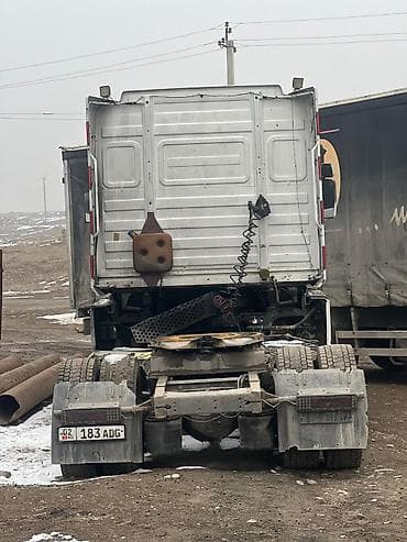 Транспорт: Тягач, Renault, 2003 г., Без прицепа — 5