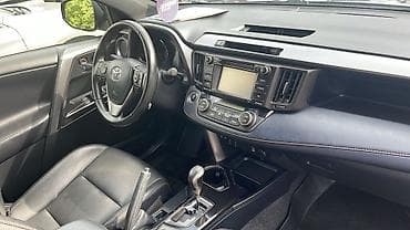 5 5 compressor: Toyota RAV4: 2018 г., Автомат, Кроссовер — 4