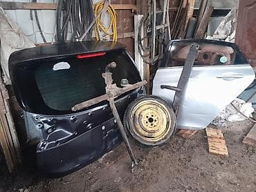 шит прибор на ауди 80: Крышка багажника Audi, Б/у — 1