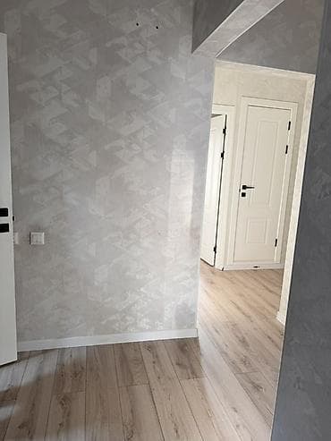Квартиры: 4 комнаты, 75 м², Косметический ремонт — 1