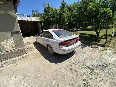 Транспорт: Mazda 626: 1992 г., 2 л, Механика, Бензин, Лифтбек — 3