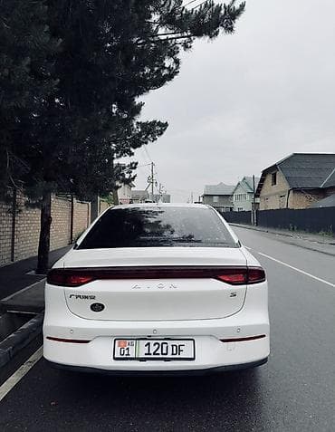 GAC: GAC AION S Год: 2023 Запас хода: 480km SOH: 93-95% примерно, точно не — 3