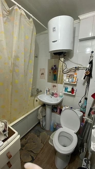 5мкр: 3 комнаты, 58 м², 104 серия, 3 этаж, Косметический ремонт — 3