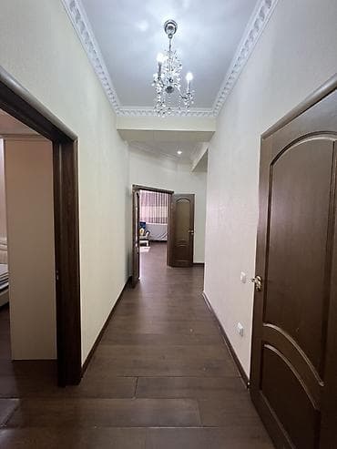 center: 3 комнаты, Агентство недвижимости, Без подселения, С мебелью полностью — 9