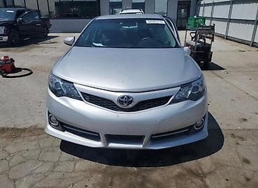 Капот Toyota Camry XV50, 2013 г., оригинал Toyota Источник