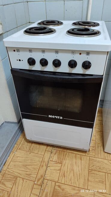 Мечта, Электрическая, Механическое, Напольная, Б/у