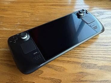 xbox 360 e: 512gb, LCD 60Hz, 97% батарея, комплектация чехол, консоль, тряпочка — 4