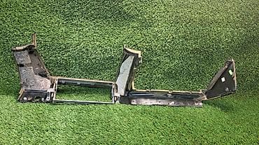 bmv e32: Нижняя деталь панели Е39 8 159 715 Год 2004 В отличном состоянии — 3