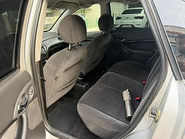 mazda 2: Ford Focus: 2004 г., 1.8 л, Ручные, Бензин, Седан — 7