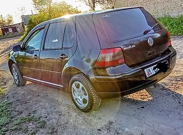 двигатель golf: Volkswagen Golf: 2000 г., 1.6 л, Ручные, Бензин, Хэтчбэк — 1