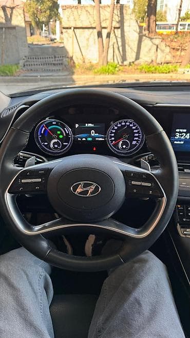samsung car: Hyundai Grandeur: 2021 г., 2.4 л, Автомат, Гибрид, Седан — 5