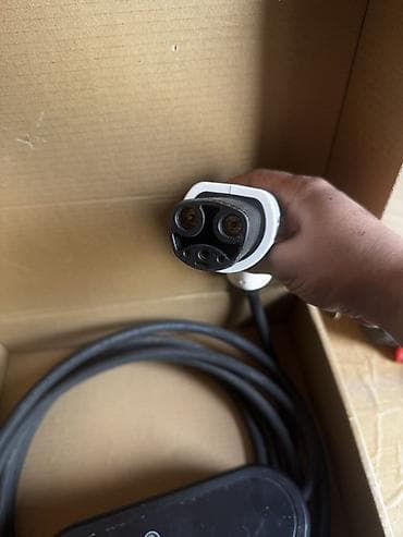 r16 215 65: Переносное зарядное устройство для электромобилей (EV Charging Box) — 4