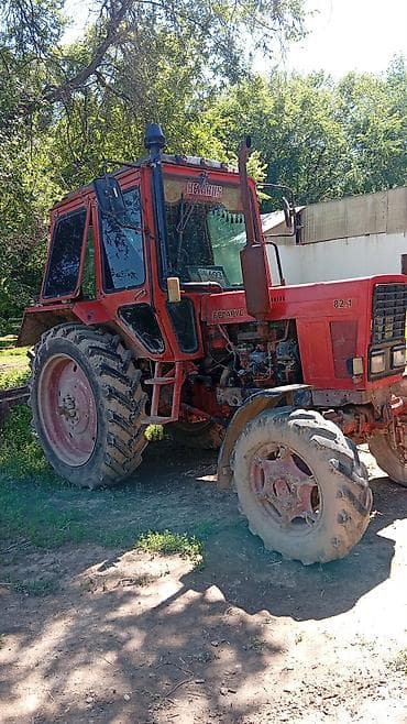 трактор 82 1: Трактор Беларус (МТЗ) 82.1, колёсный, красный. Основные — 1
