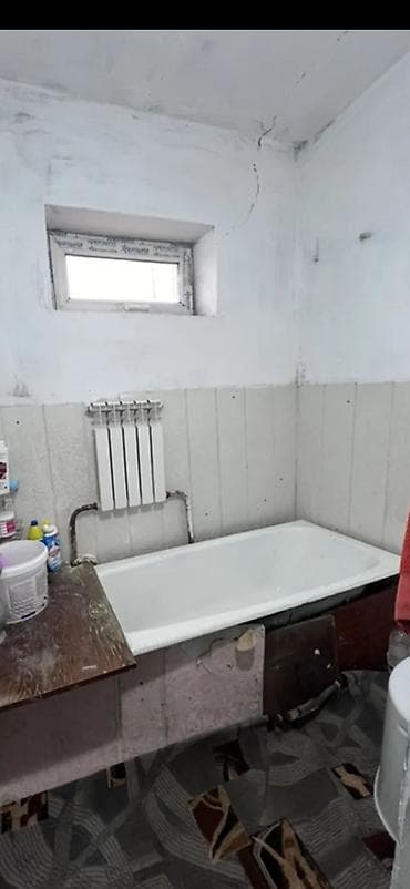 Дома: 60 м², 3 комнаты, Забор, огорожен — 3