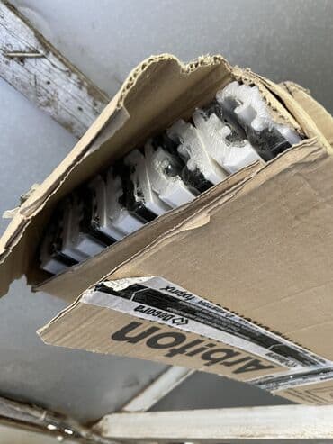 цена плинтуса на пол: Плинтус напольный полеуретановый. 40 шт. Отличного качества. 13000 за — 2