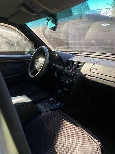 ничего: Mercedes-Benz C-Class: 1997 г., 1.8 л, Автомат, Бензин, Седан — 6