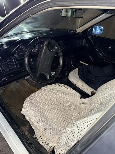 audu a4: Audi 80: 1988 г., 1.9 л, Ручные, Бензин, Седан — 3