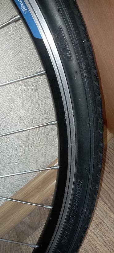 Спорт жана хобби: Пара велосипедных колёс 28" (700C) - Диаметр: 28" / 700C - Покрышки — 2