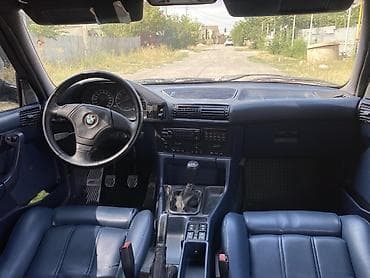 ручка е34: BMW 5 series: 1990 г., 3.2 л, Механика, Бензин, Седан — 4