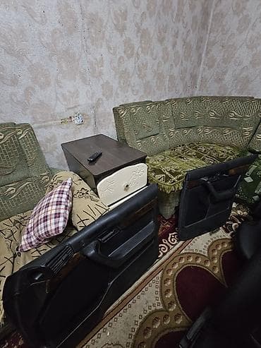 правильная подушка: Комплект сидений, Кожа, BMW — 5