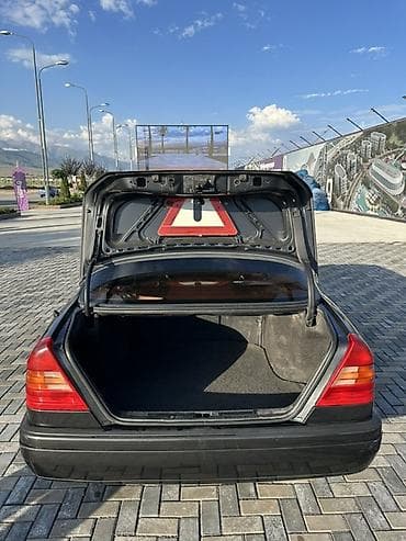 sprinter 4 4: Mercedes-Benz C-Class: 1995 г., 1.8 л, Механика, Бензин, Седан — 9