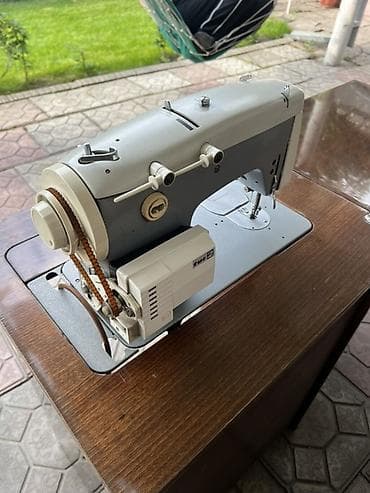 Бытовая техника: Швейная машина Veritas, Электромеханическая — 4