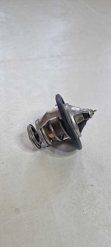 grander: Термостат Kia 2018 г., Б/у, Оригинал — 1