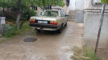 чехлы бу: Audi 100: 1985 г., 2.2 л, Механика, Бензин, Седан — 4