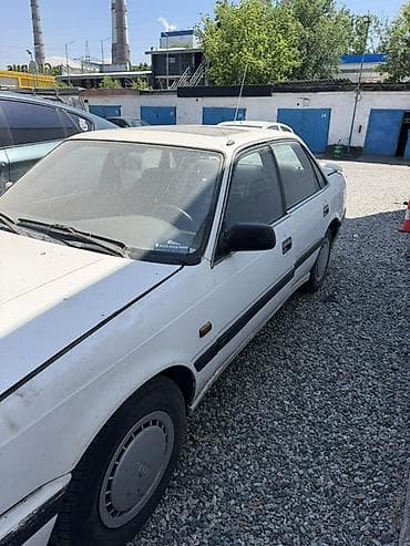 фередо 124: Mazda 626: 1989 г., Механика, Дизель, Седан — 3