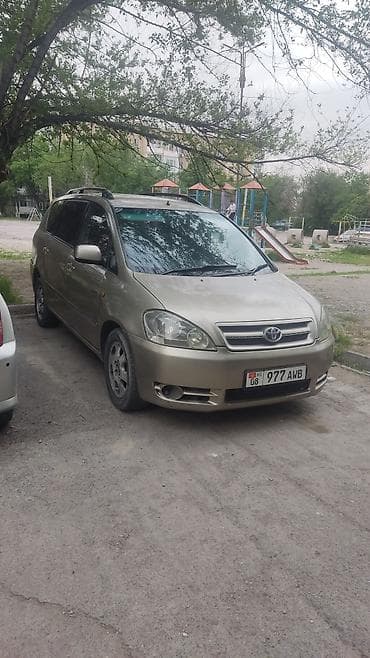kia clarus: Toyota Avensis Verso: 2001 г., 2 л, Автомат, Бензин, Минивэн — 5