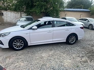 8900: Hyundai Sonata: 2019 г., Автомат, Бензин, Седан — 3