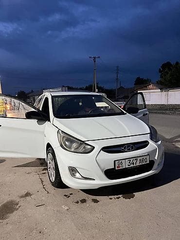 воздушный подушка: Hyundai Accent: 2013 г., 1.6 л, Механика, Бензин, Седан — 1