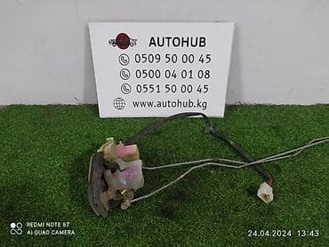 gf8: Замок двери Mazda Capella GF8P 1800 2000 задн. лев. (б/у) — 1