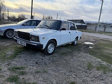 бар авто: ВАЗ (ЛАДА) 2107: 2006 г., 1.6 л, Кол менен иштөөчү, Седан — 2