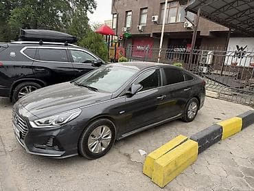 Hyundai Sonata: 2017 г., 2 л, Автомат, Гибрид, Седан